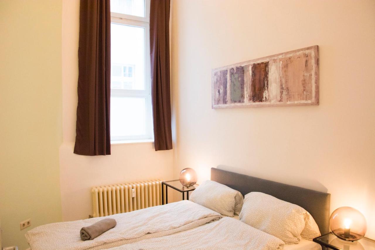 Moabit Family Apartment Berlin Bagian luar foto