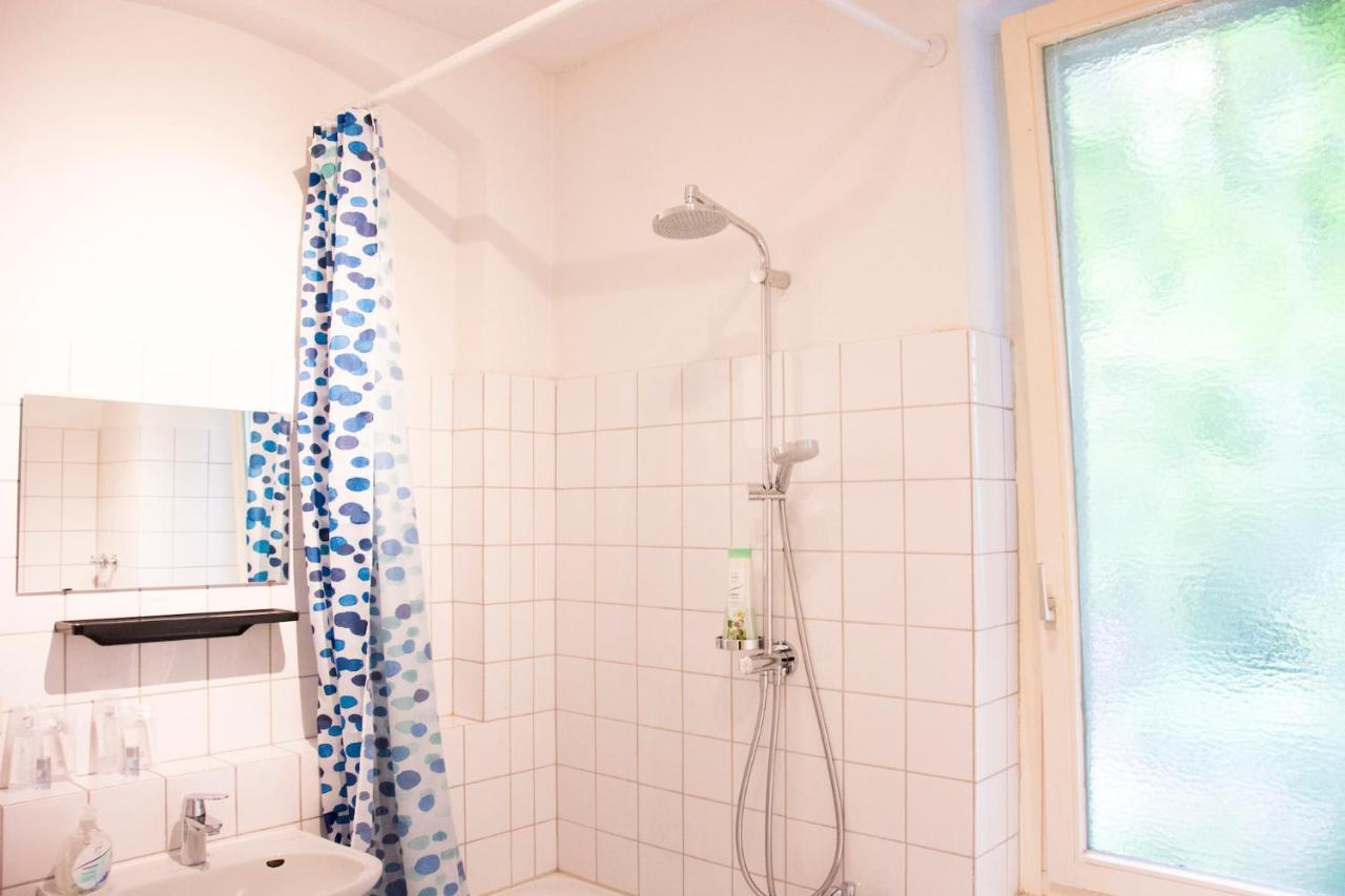 Moabit Family Apartment Berlin Bagian luar foto